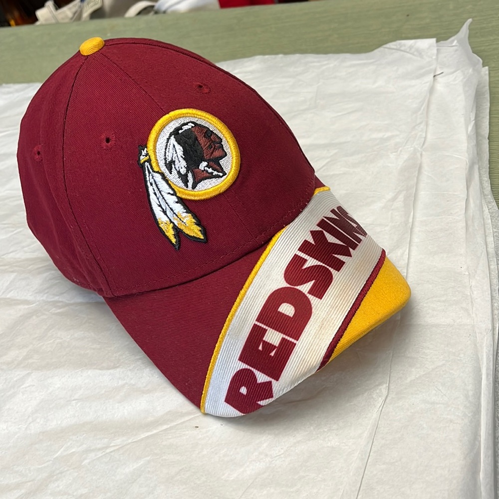 Gently used NFL NEW ERA Velcro adjustable hard to find Washington Redskins hat